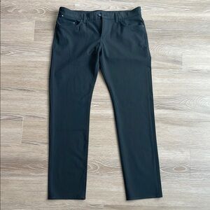 Boss Men’s Black Slim Dress Pants